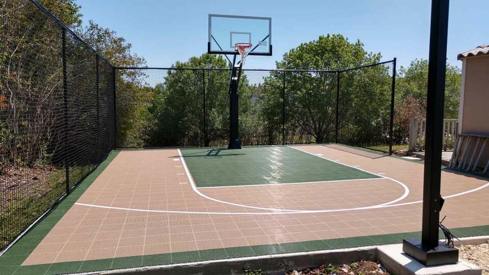 Sport Court Small Basketball Court In Ne San Antonio 01